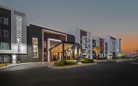 Otonomus Hotel Las Vegas